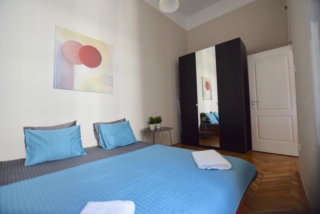بودابست Standard Apartment By Hi5 - Muzeum 5 المظهر الخارجي الصورة